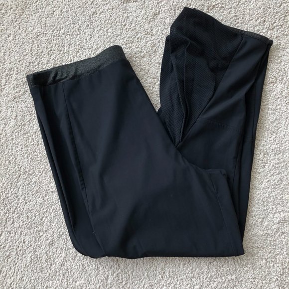 Black Capris with Lower Leg Draping - Picture 6 of 9